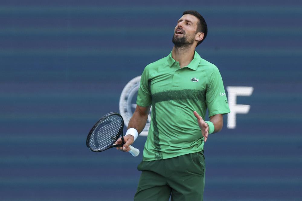 反而主动出 反而主动出